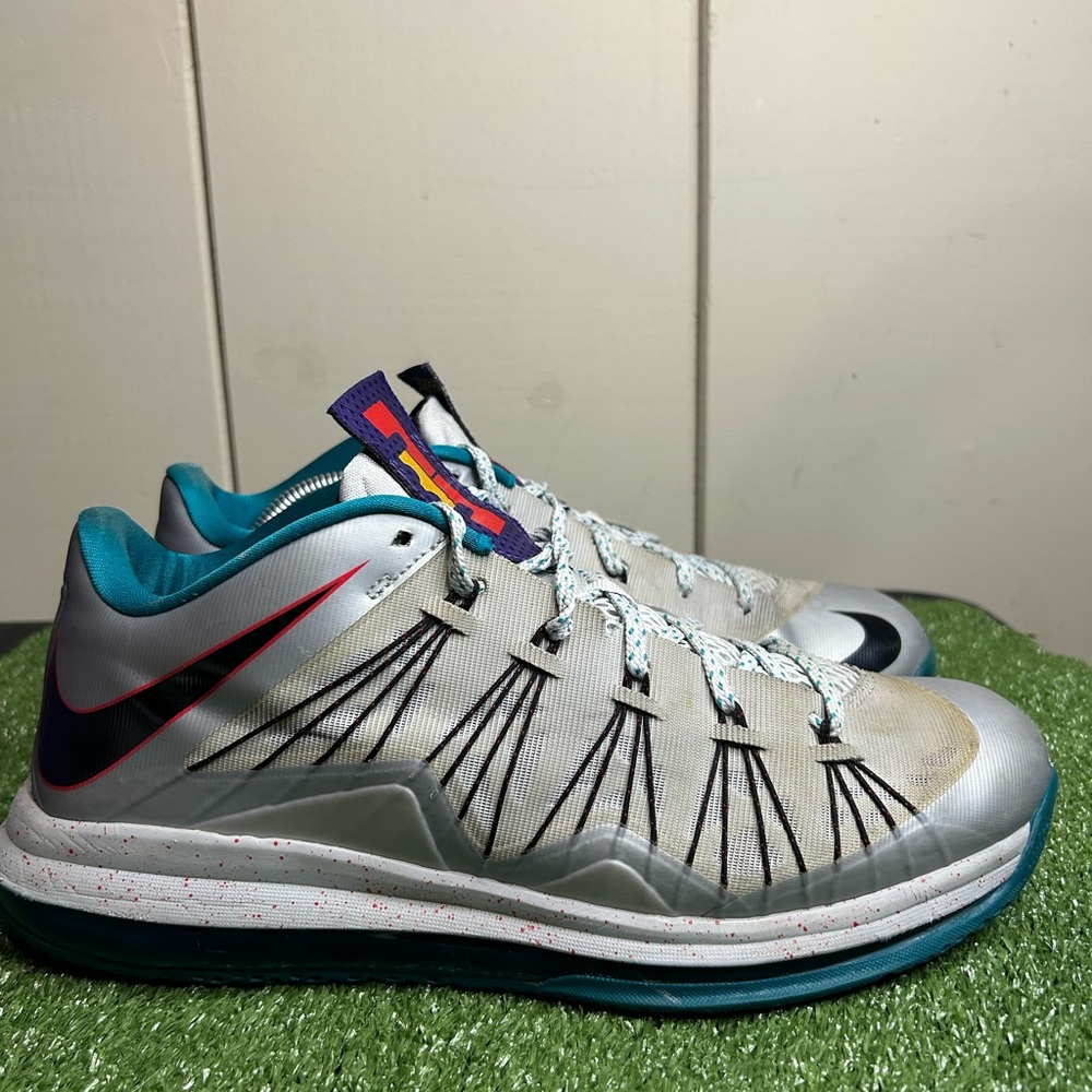 Size 11.5M- Nike LeBron X Low
Akron Aeros Nike Basketball